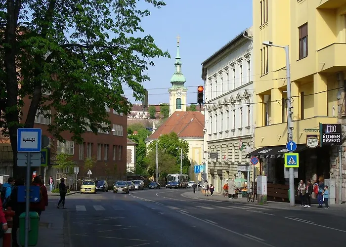 Castle Area Apartment